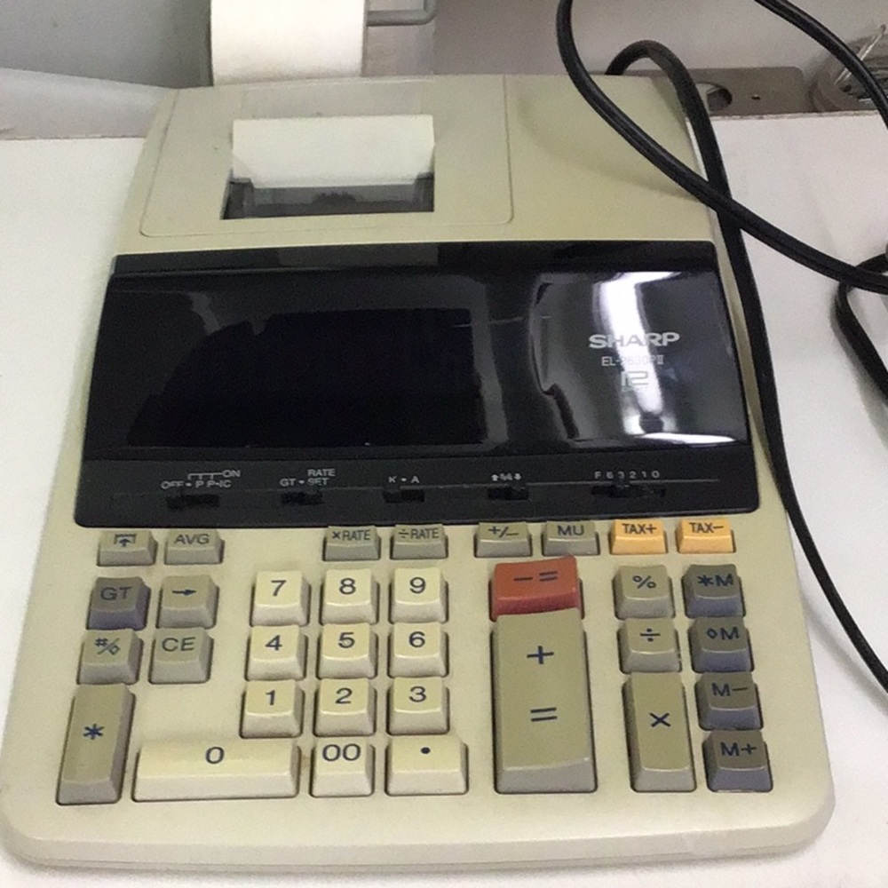 SHARP ELECTRIC CALCULATOR